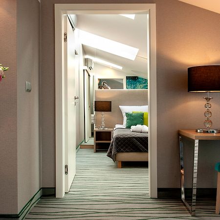 קרקוב Plaza Boutique Hotel מראה חיצוני תמונה