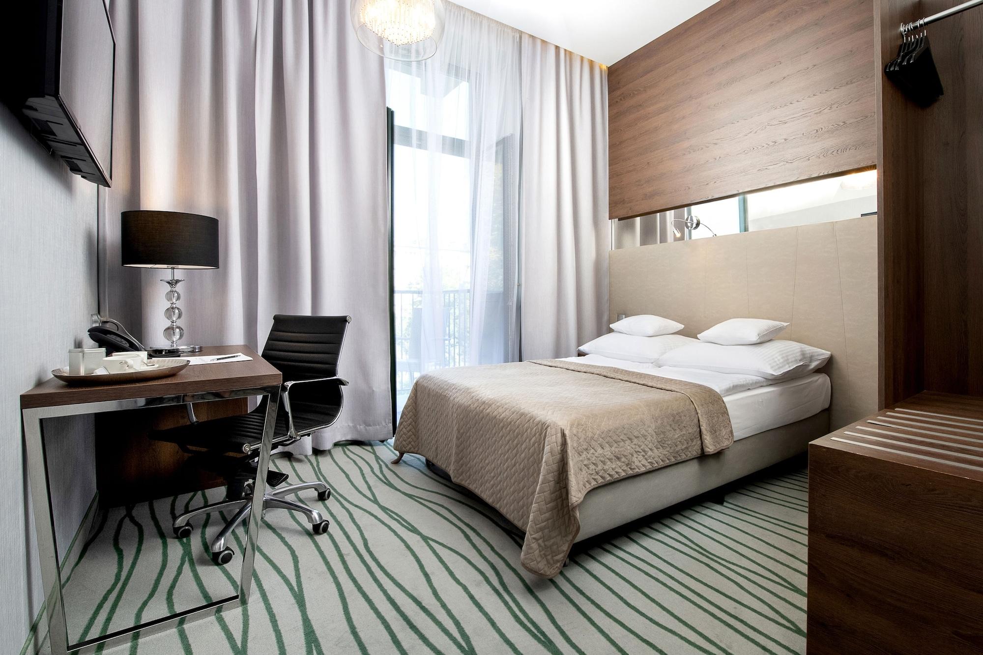 קרקוב Plaza Boutique Hotel מראה חיצוני תמונה