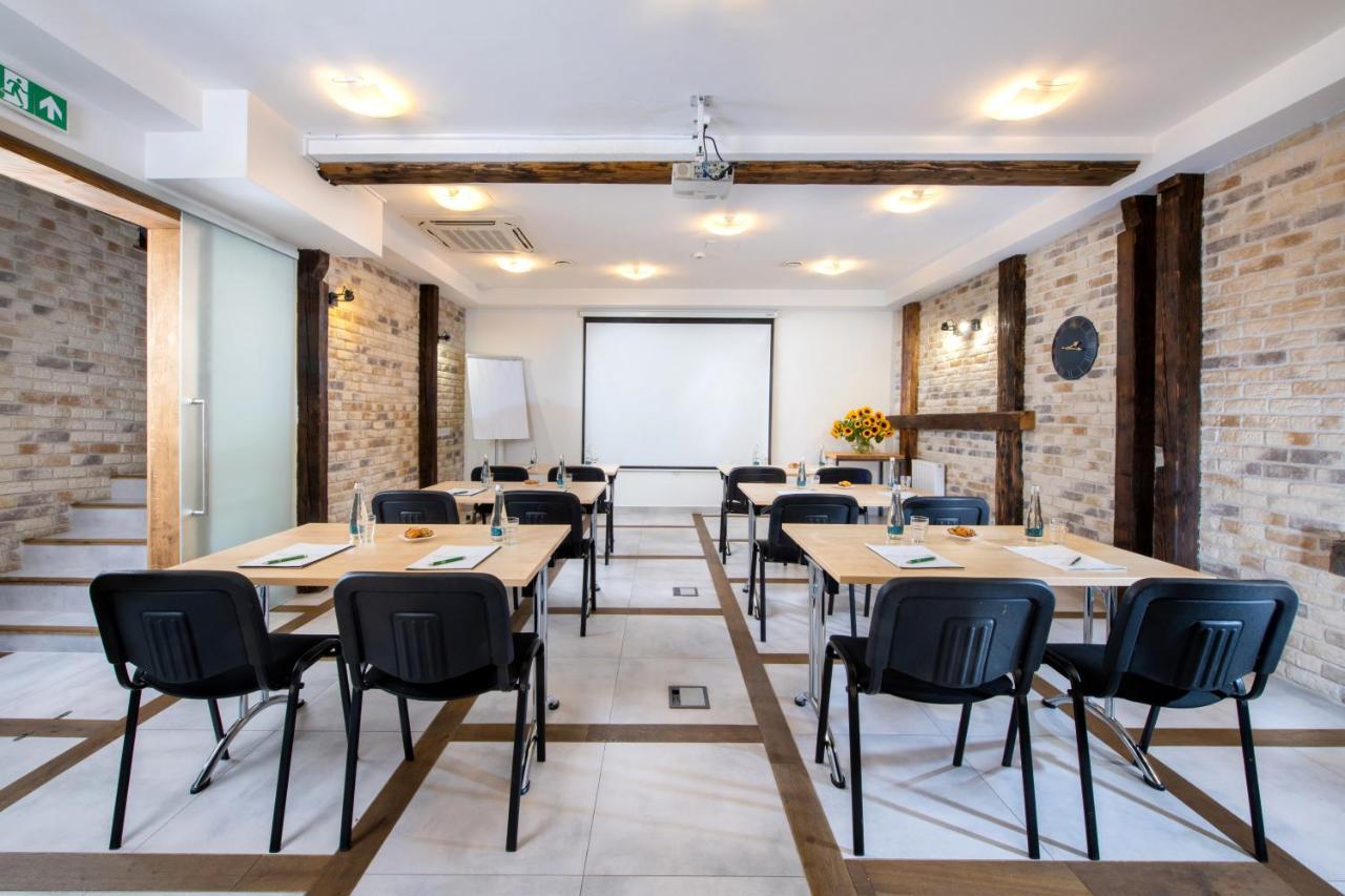 קרקוב Plaza Boutique Hotel מראה חיצוני תמונה