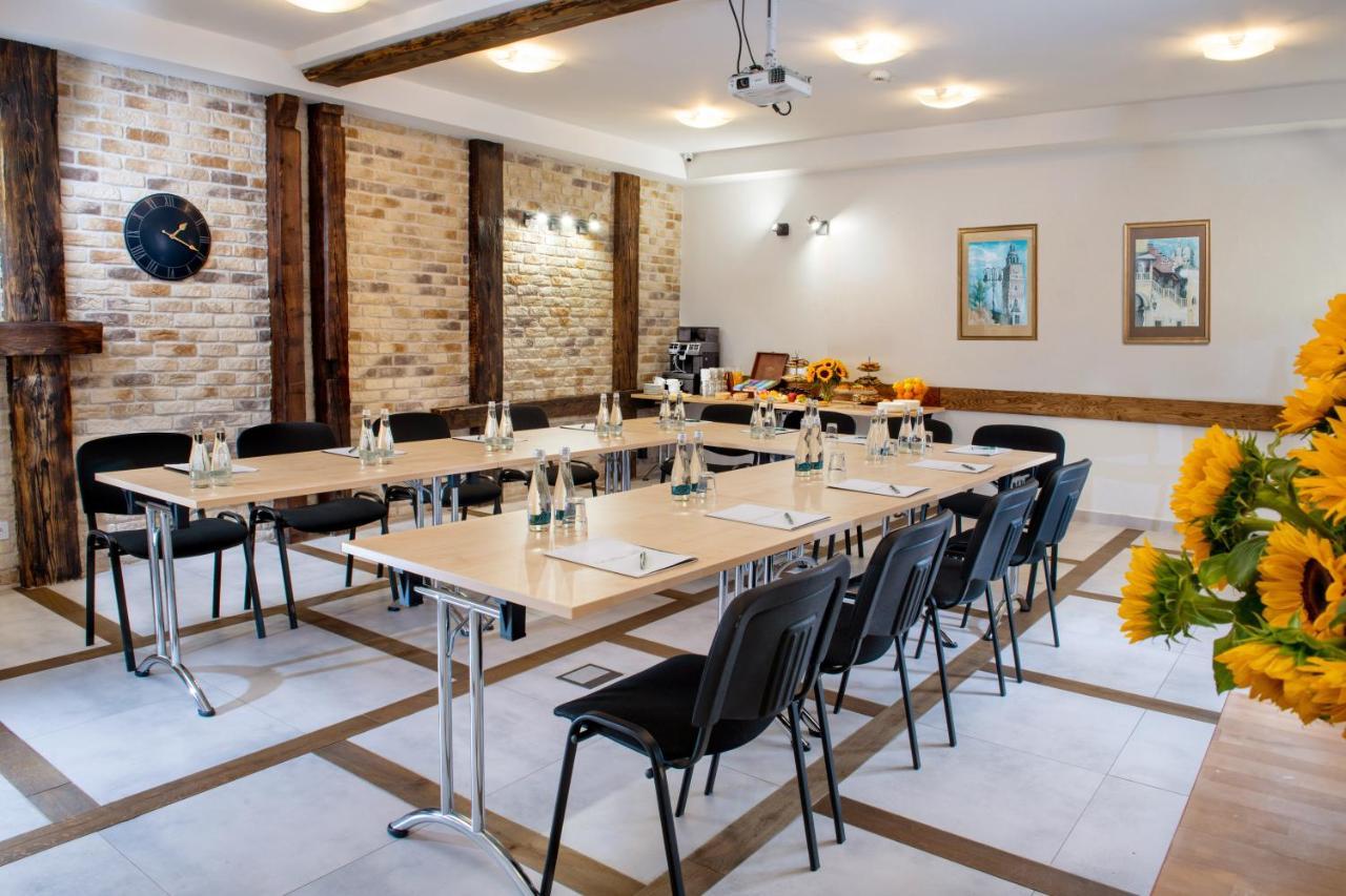 קרקוב Plaza Boutique Hotel מראה חיצוני תמונה
